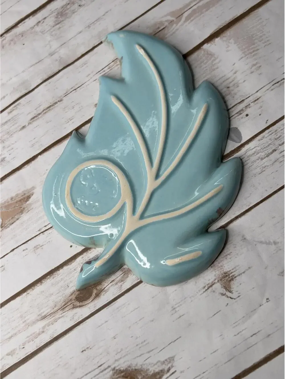 Cal-Ramics‎ by Cisse - Leaf Shaped - 1950's Vintage Drip Glaze